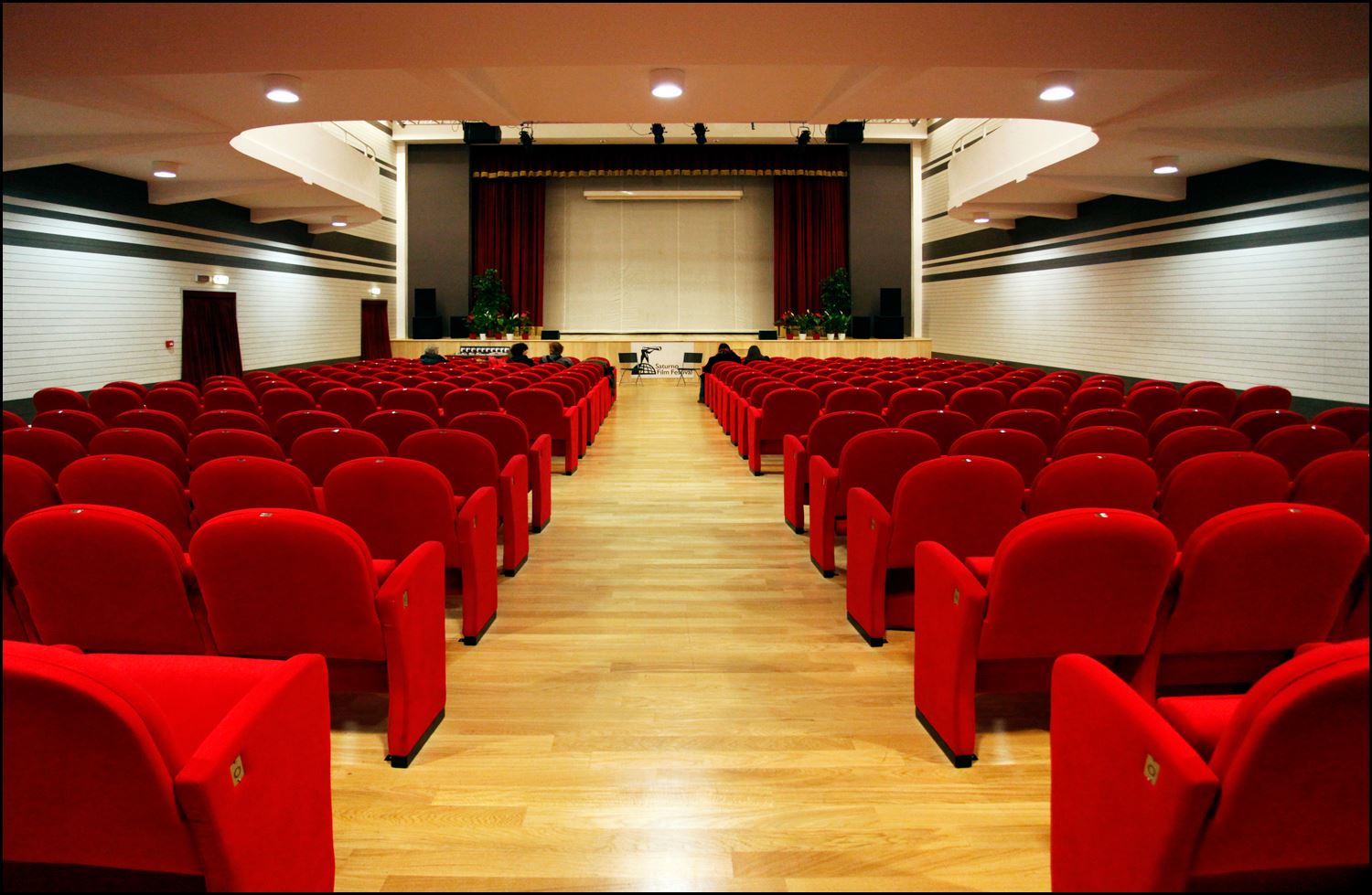 corso di teatro a genzano di roma con saggio al Teatro Artemisio Gian Maria Volontè